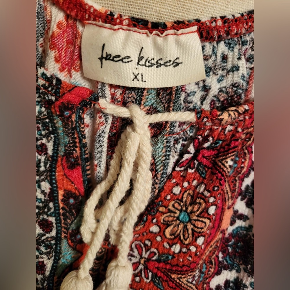 Free Kisses Red and Black Boho Blouse - Picture 2 of 5